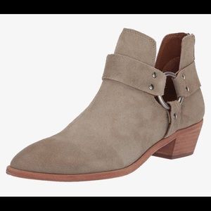 NEW Frye Ray Harness Suede Booties in Light Taupe/Grey size 6